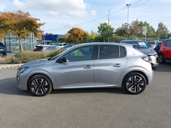 Used Peugeot 208 2024 for sale - 76053716: Photo