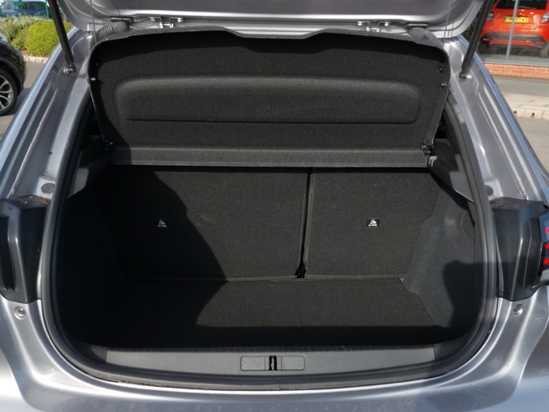 Used Peugeot 208 2024 for sale - 76053716: Photo 8