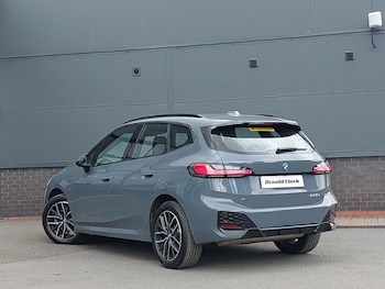 Used BMW 2 Series 2023 for sale - 75514070: Photo