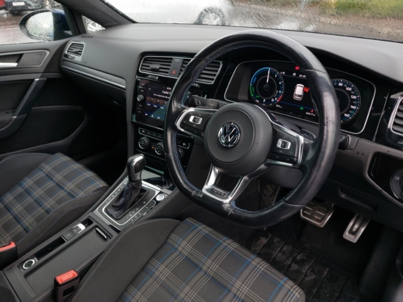 Used Volkswagen Golf 2020 for sale - 77669507: Photo 10