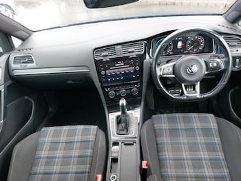 Used Volkswagen Golf 2020 for sale - 77669507: Photo