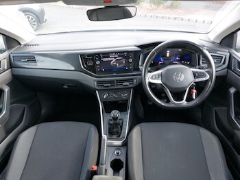 Used Volkswagen Polo 2024 for sale - 79332528: Photo