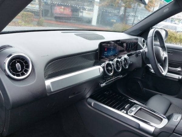 Used Mercedes-Benz GLB 2025 for sale - 76275560: Photo 5
