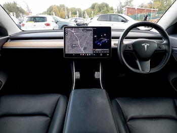 Used Tesla Model 3 2020 for sale - 79612341: Photo