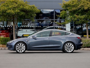 Used Tesla Model 3 2020 for sale - 79612341: Photo