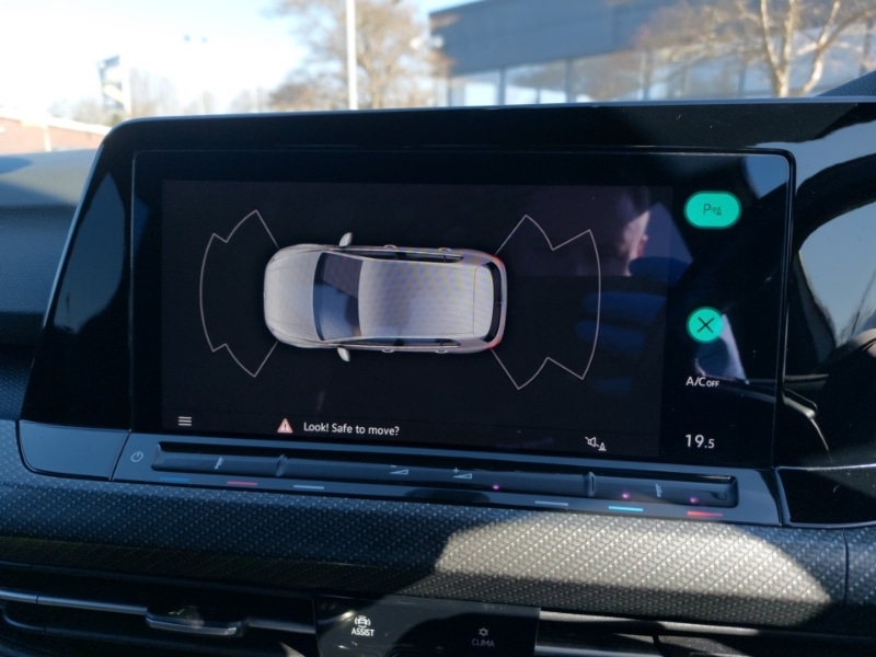 Used Volkswagen Golf 2021 for sale - 77933571: Photo 18