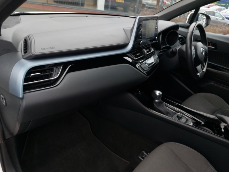 Used Toyota C-HR 2020 for sale - 77568941: Photo 5