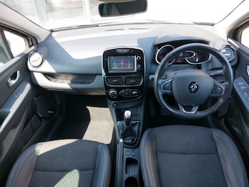 Used Renault Clio 2018 for sale - 75530439: Photo