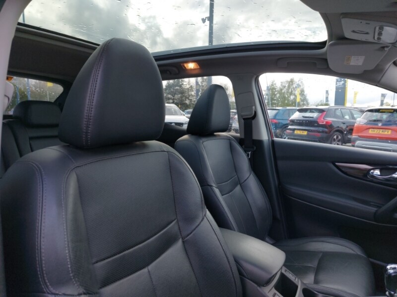 Used Nissan Qashqai 2015 for sale - 76087528: Photo 12