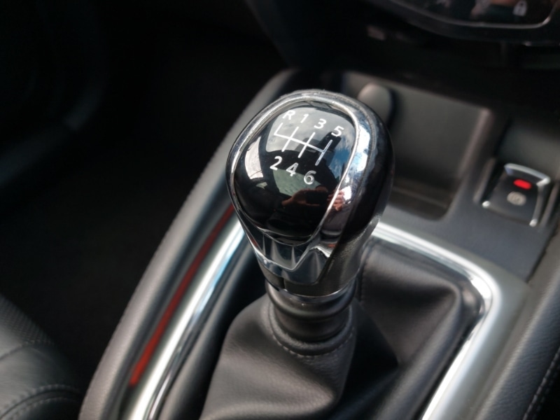 Used Nissan Qashqai 2015 for sale - 76087528: Photo 17