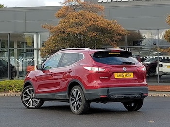 Used Nissan Qashqai 2015 for sale - 76087528: Photo 3