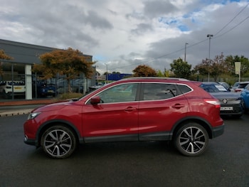 Used Nissan Qashqai 2015 for sale - 76087528: Photo 4