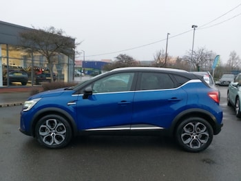 Used Renault Captur 2022 for sale - 77522528: Photo