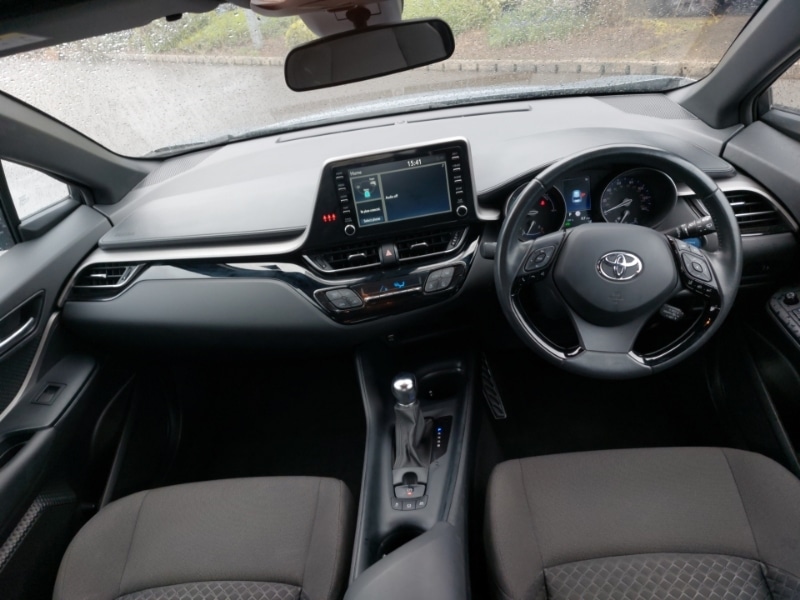 Used Toyota C-HR 2023 for sale - 77907580: Photo 2