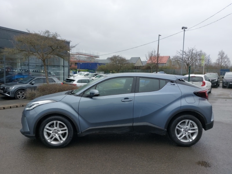 Used Toyota C-HR 2023 for sale - 77907580: Photo 4