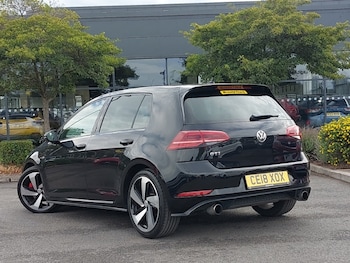 Used Volkswagen Golf 2018 for sale - 79407173: Photo