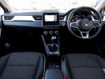 Used Renault Captur 2024 for sale - 78511595: Photo