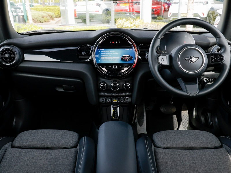 Used MINI Hatch 2023 for sale - 78202971: Photo 2