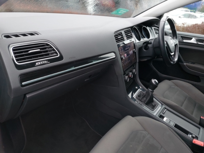 Used Volkswagen Golf 2019 for sale - 77544427: Photo 5