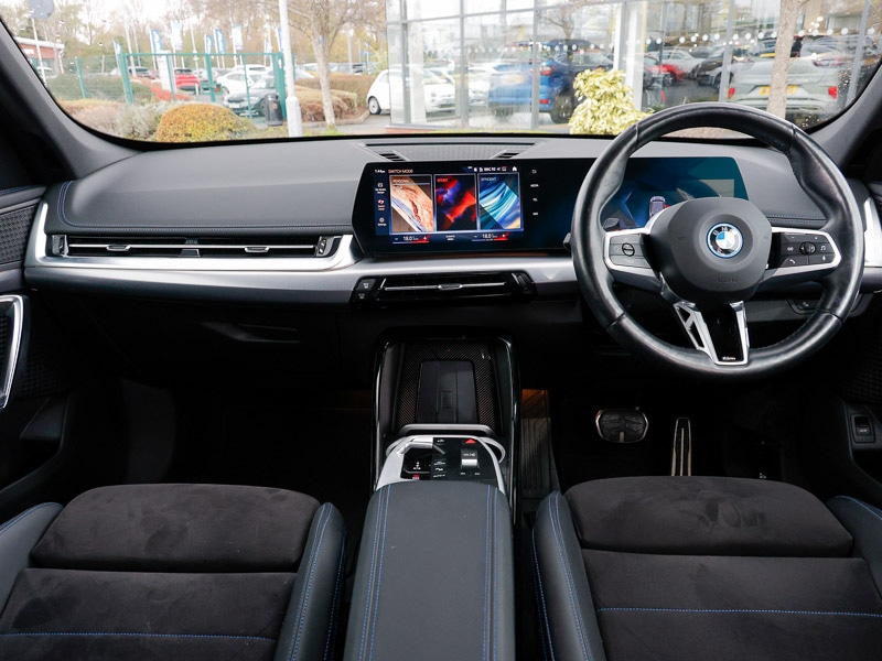 Used BMW iX1 2023 for sale - 76951595: Photo 2