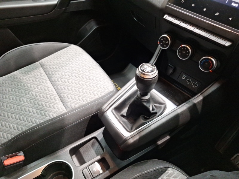 Used Renault Captur 2022 for sale - 76507117: Photo 14