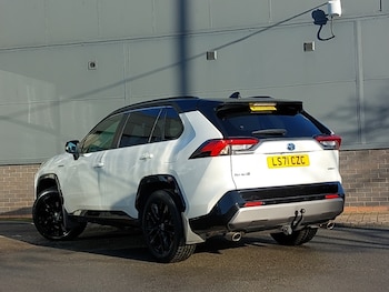 Used Toyota RAV4 2021 for sale - 77399020: Photo