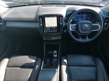 Used Volvo XC40 2024 for sale - 79070410: Photo