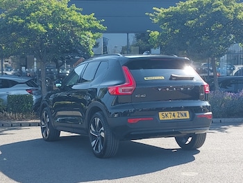 Used Volvo XC40 2024 for sale - 79070410: Photo