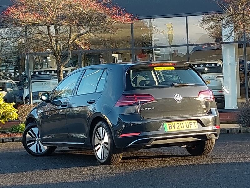 Used Volkswagen Golf 2020 for sale - 76947582: Photo 3