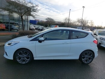 Used Ford Fiesta 2018 for sale - 76987325: Photo
