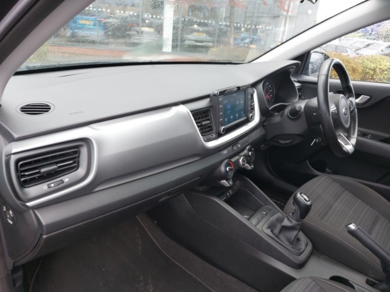 Used Kia Stonic 2018 for sale - 76414764: Photo 5