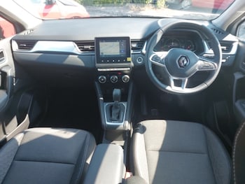 Used Renault Captur 2023 for sale - 79207383: Photo