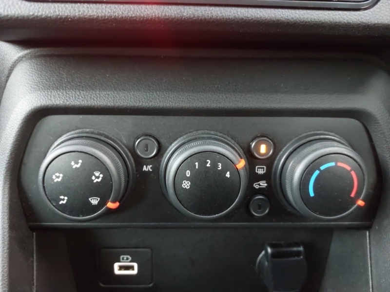 Used Dacia Sandero 2021 for sale - 76165782: Photo 10