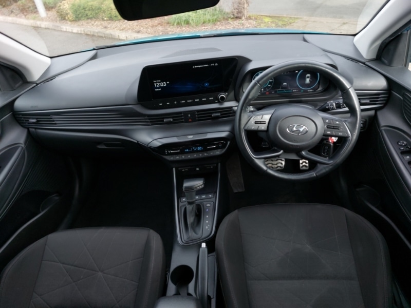 Used Hyundai BAYON 2023 for sale - 77623137: Photo 2