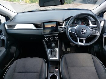 Used Renault Captur 2023 for sale - 78441858: Photo
