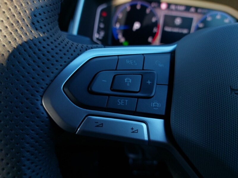 Used Volkswagen T-Roc 2025 for sale - 77208982: Photo 13