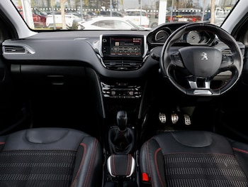 Used Peugeot 2008 2018 for sale - 78294150: Photo