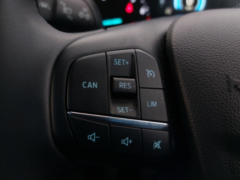 Used Ford Focus 2023 for sale - 78009977: Photo 13