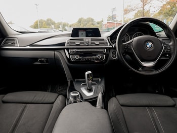 Used BMW 3 Series 2018 for sale - 76221039: Photo