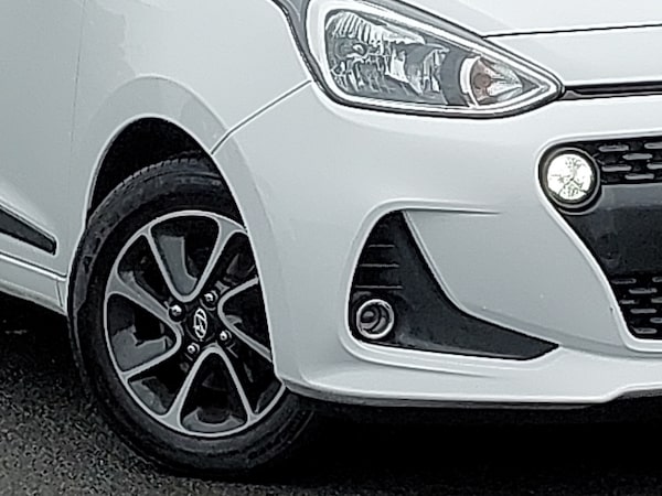 Used Hyundai i10 2017 for sale - 76254460: Photo 9