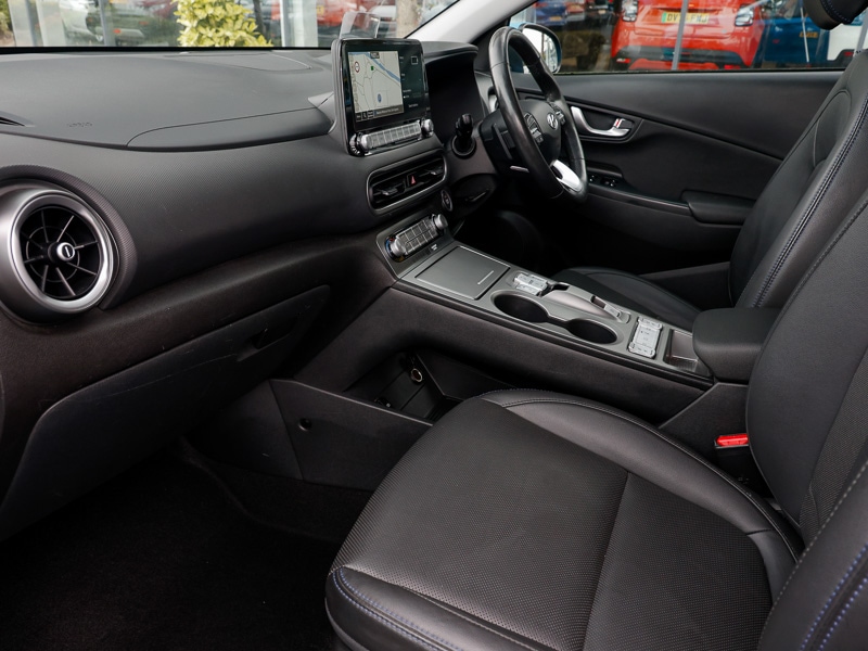 Used Hyundai KONA 2022 for sale - 76052353: Photo 5