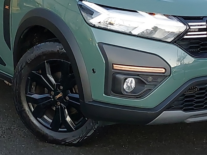 Used Dacia Sandero Stepway 2024 for sale - 77466241: Photo 9