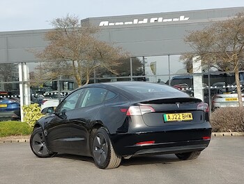 Used Tesla Model 3 2022 for sale - 77767577: Photo