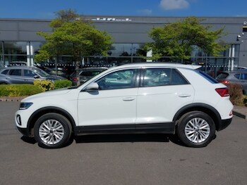 Used Volkswagen T-Roc 2023 for sale - 78415736: Photo