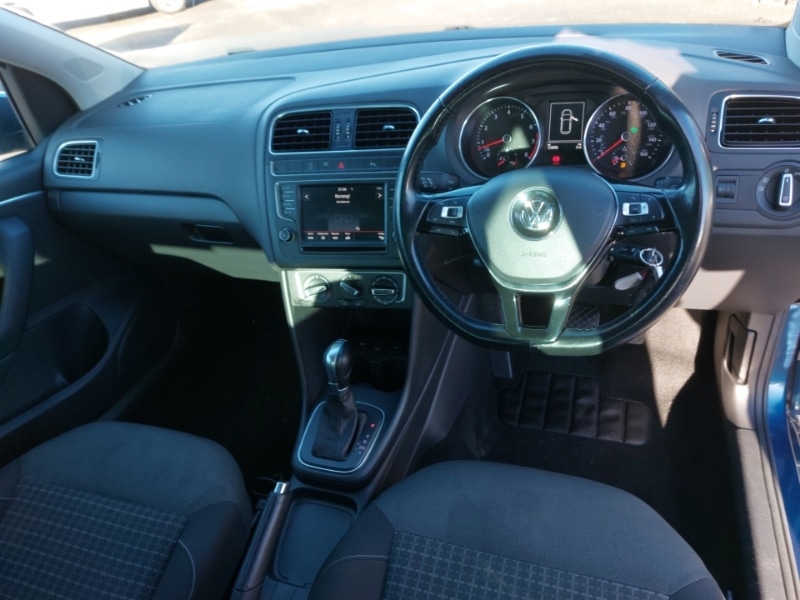 Used Volkswagen Polo 2016 for sale - 76897453: Photo 2