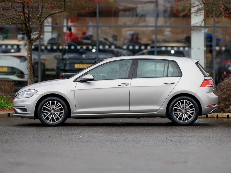 Used Volkswagen Golf 2018 for sale - 76815664: Photo 4