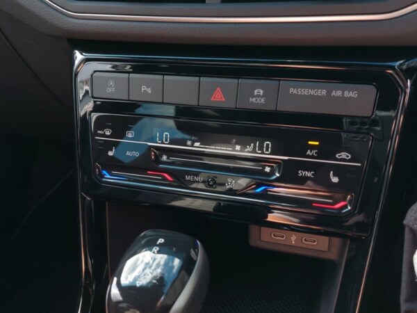 Used Volkswagen T-Cross 2024 for sale - 75055934: Photo 19