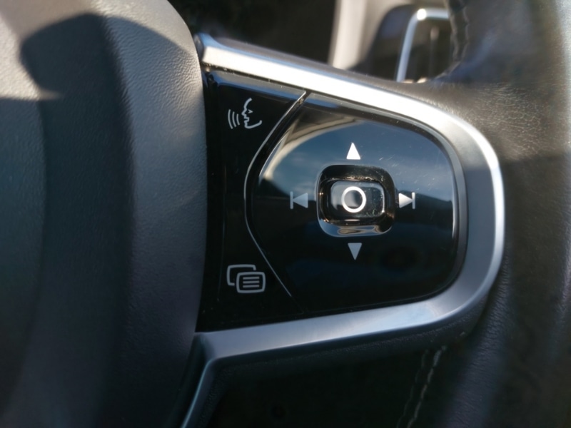 Used Volvo V60 2020 for sale - 76879983: Photo 17