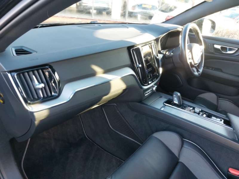 Used Volvo V60 2020 for sale - 76879983: Photo 5