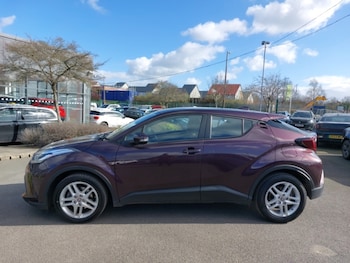 Used Toyota C-HR 2023 for sale - 77823161: Photo